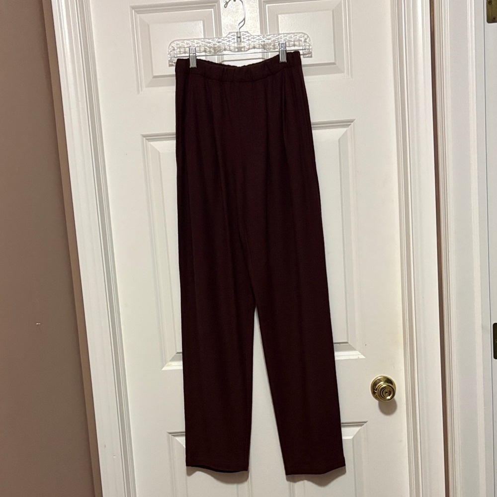 Elegant Women's Brown Pants